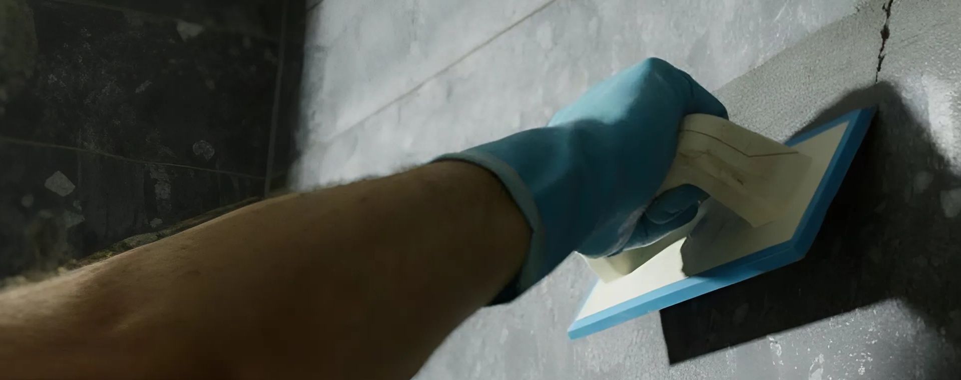 Jak na opravu spár v koupelně