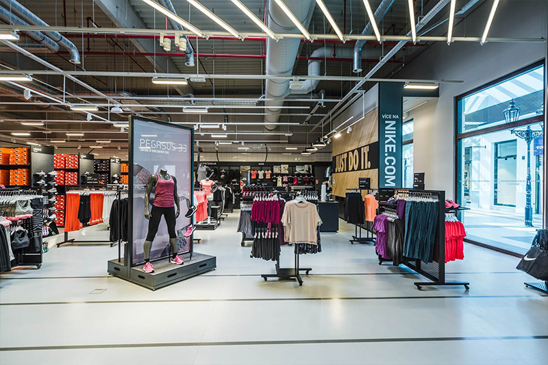 Nike Outlet Tuchomerice prodejna